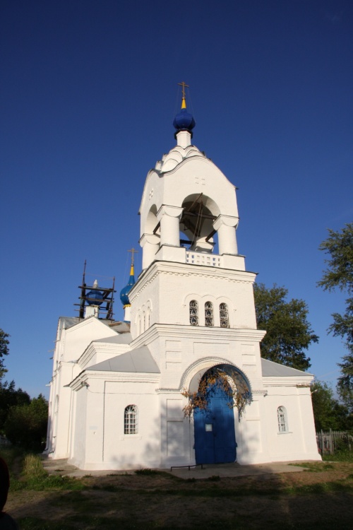 Церковь Николая Чудотворца, Курилово (Ярославский район, Ярославская область). фасады, Чудный храм!