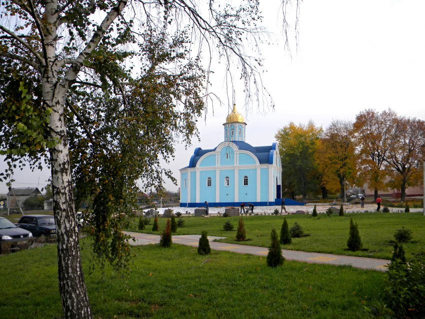 Алексеевка. Церковь Рождества Пресвятой Богородицы. общий вид в ландшафте