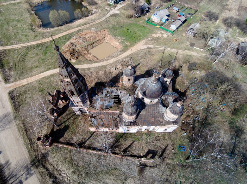 Церковь Воскресения Христова, Остров (Гаврилов-Ямский район, Ярославская область). общий вид в ландшафте