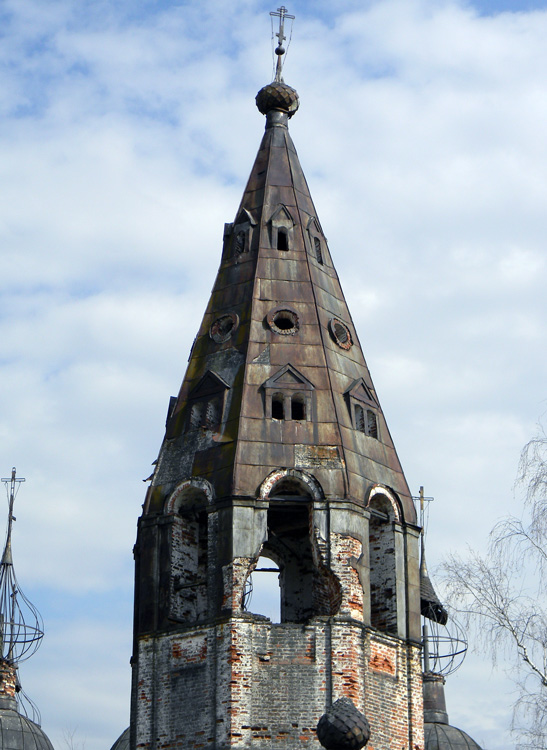 Церковь Воскресения Христова, Остров (Гаврилов-Ямский район, Ярославская область). архитектурные детали