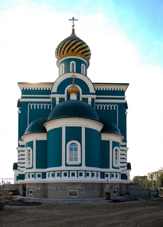 Церковь Феодоровской иконы Божией Матери, Астрахань (Астрахань, город, Астраханская область). общий вид в ландшафте