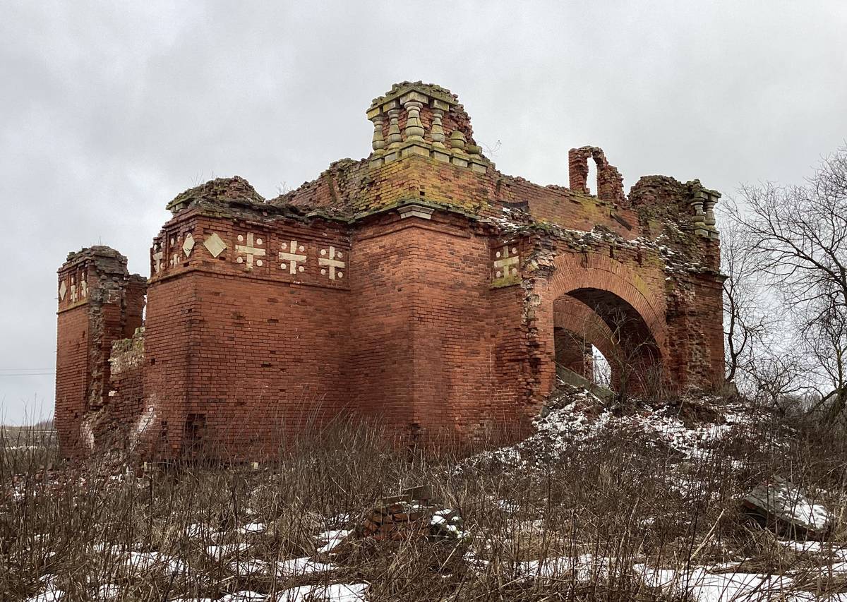 Вид с юго-востока, фасады. Церковь Николая Чудотворца, Каверино (Ясногорский район, Тульская область)