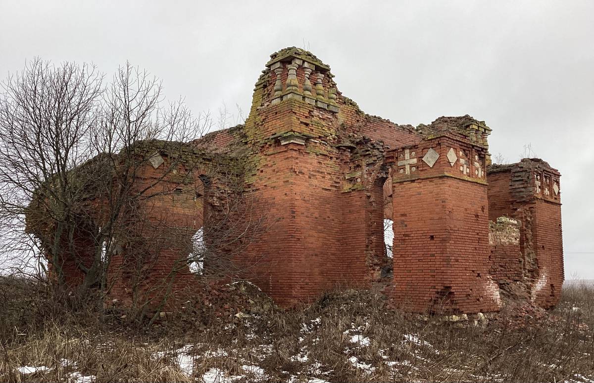Вид с юго-запада, фасады. Церковь Николая Чудотворца, Каверино (Ясногорский район, Тульская область)