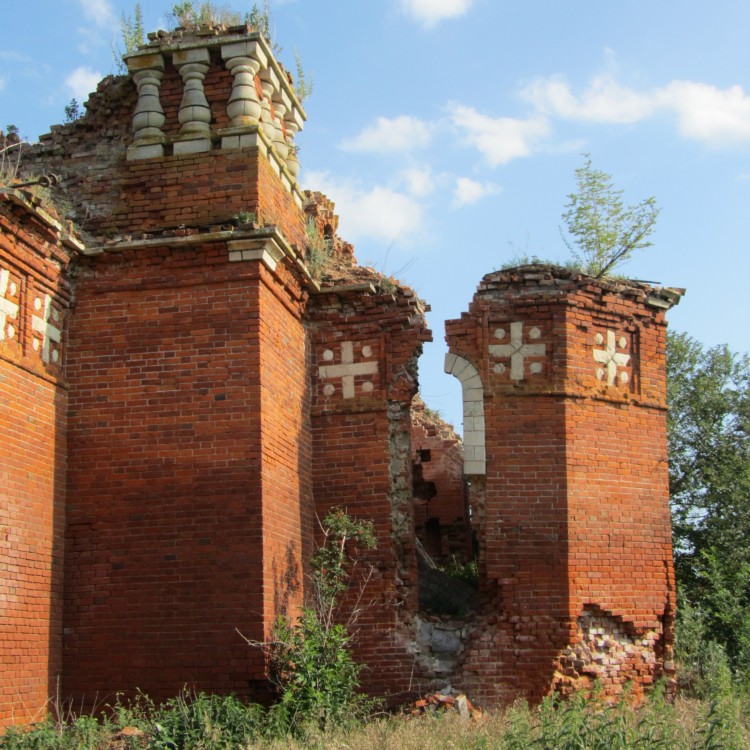 Церковь Николая Чудотворца, Каверино (Ясногорский район, Тульская область). архитектурные детали, алтарная апсида, вид с юга