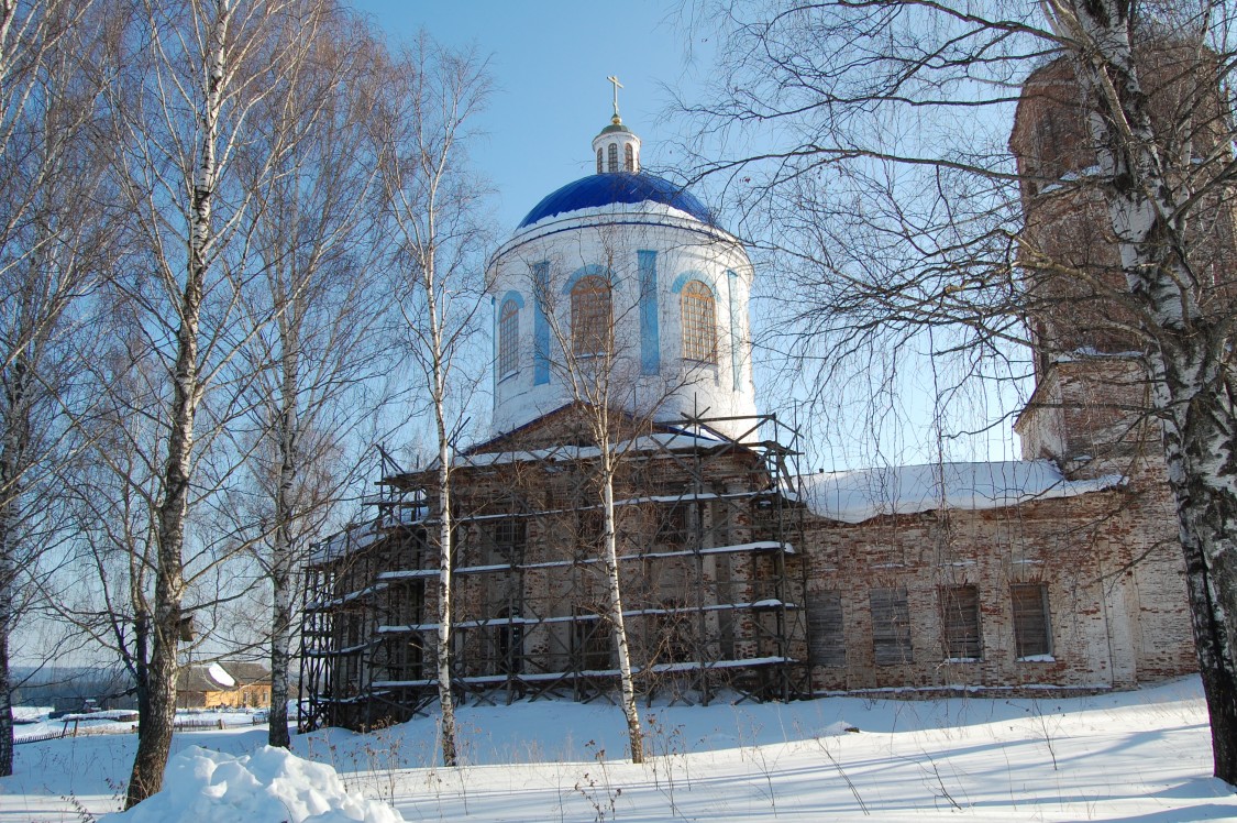 Рождественск. Церковь Троицы Живоначальной. фасады