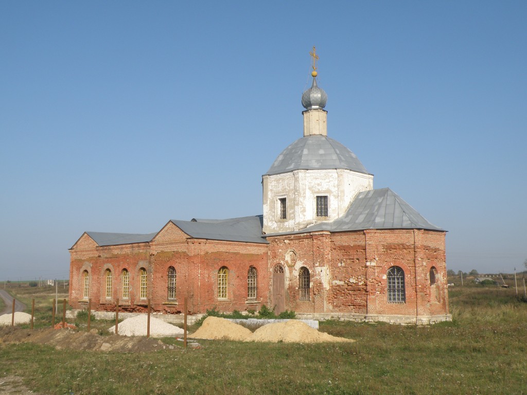 Церковь Успения Пресвятой Богородицы, Остроухово (Захаровский район, Рязанская область). фасады