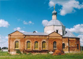 Остроухово. Церковь Успения Пресвятой Богородицы