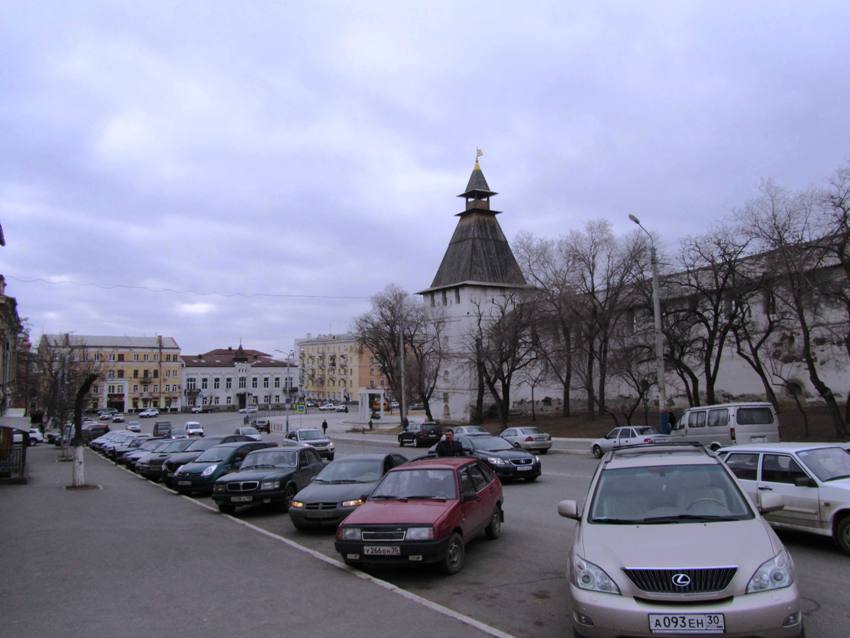 Кремль, Астрахань (Астрахань, город, Астраханская область). дополнительная информация, Архиерейская башня