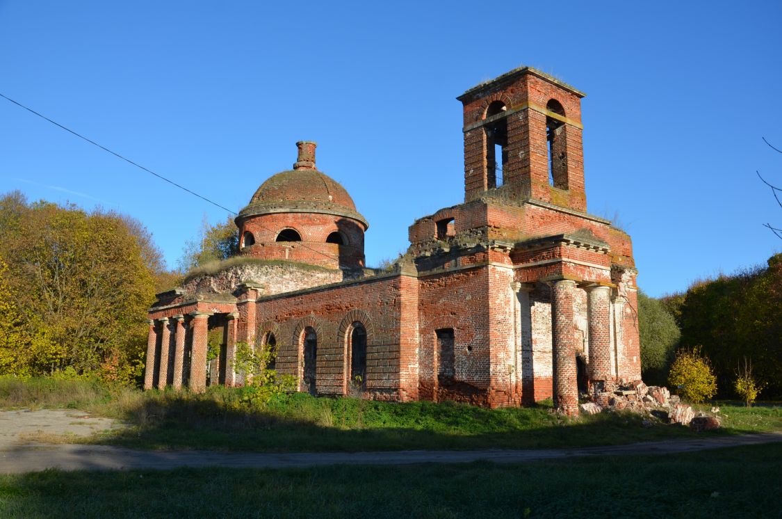 Осово. Церковь Николая Чудотворца. общий вид в ландшафте