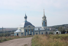 Рыльское (Михайловское). Церковь Михаила Архангела