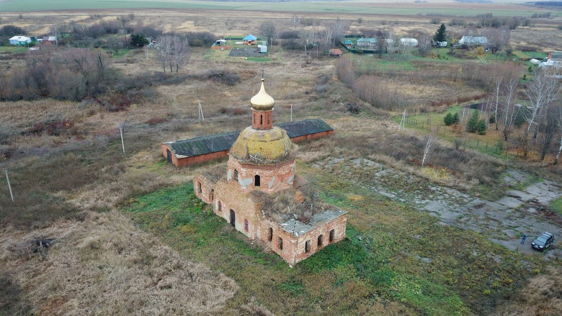 Голощапово. Церковь Рождества Христова. общий вид в ландшафте