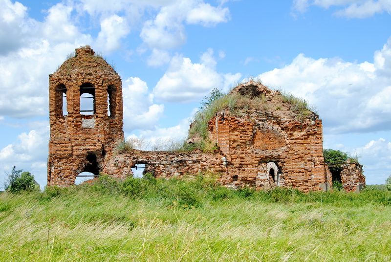 Умчено. Церковь Параскевы Пятницы. фасады