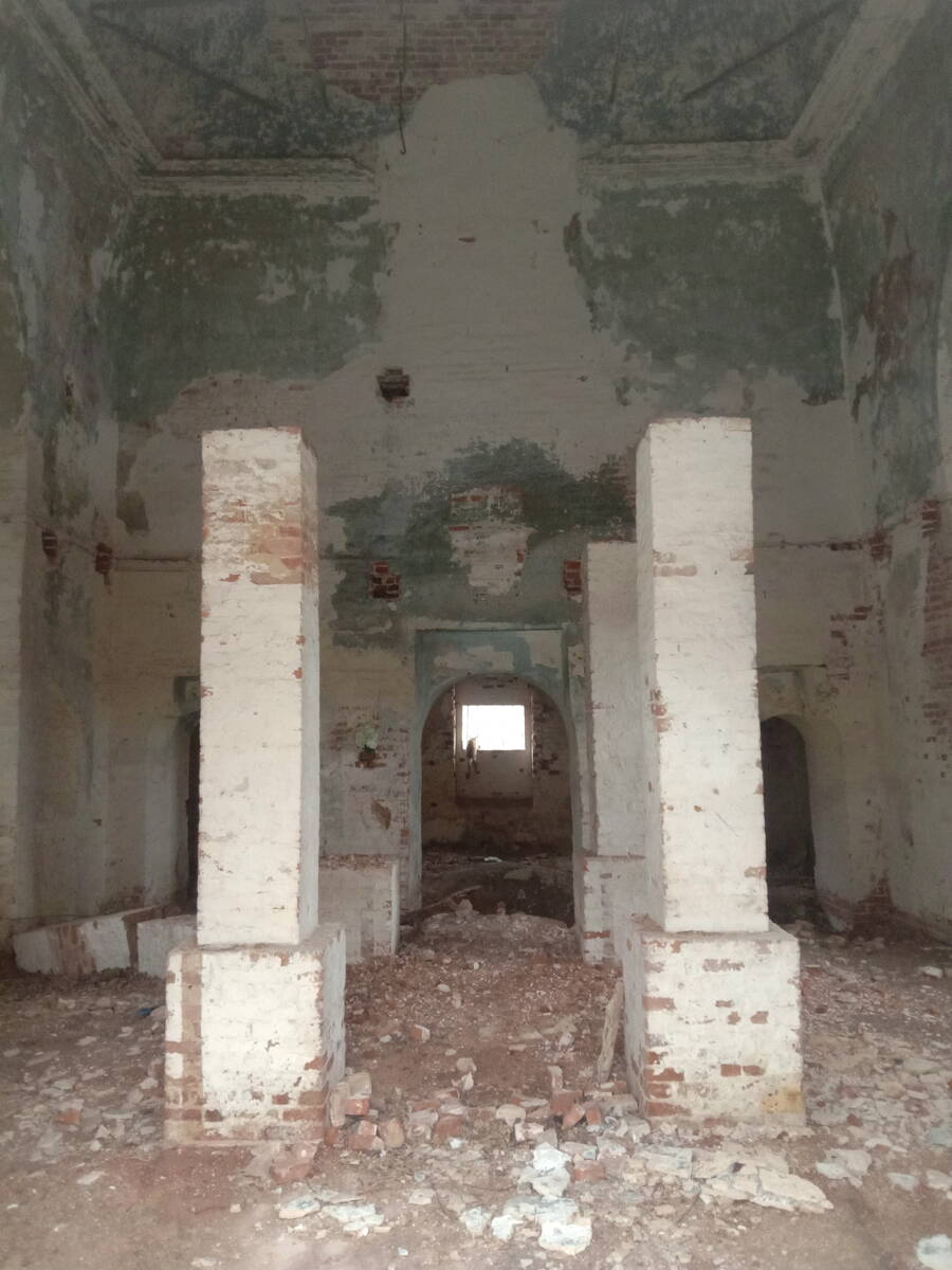 Церковь Покрова Пресвятой Богородицы, Лапотково (Щёкинский район, Тульская область). интерьер и убранство