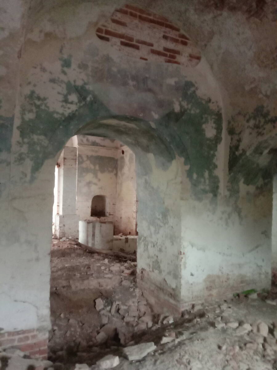 Церковь Покрова Пресвятой Богородицы, Лапотково (Щёкинский район, Тульская область). интерьер и убранство