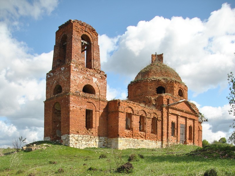 Церковь Михаила Архангела, Драгуны (Щёкинский район, Тульская область). фасады