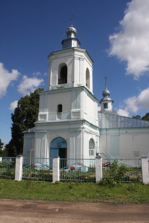 Малинки. Церковь Михаила Архангела. фасады