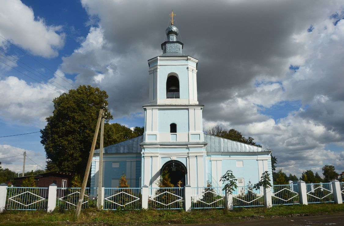 Малинки. Церковь Михаила Архангела. фасады