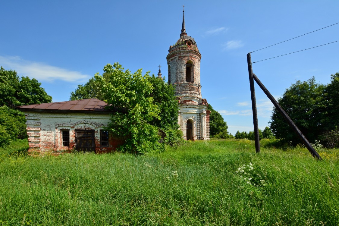 Церковь Троицы Живоначальной, Акаево (Ермишинский район, Рязанская область). фасады, Вид с северо-запада