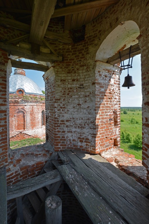 Церковь Троицы Живоначальной, Акаево (Ермишинский район, Рязанская область). интерьер и убранство, Ярус звона колокольни
