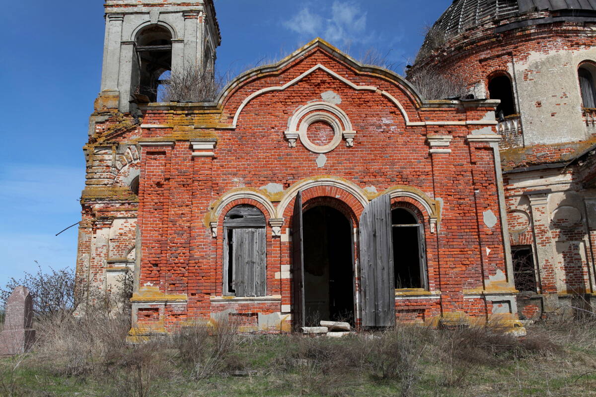 Церковь Казанской иконы Божией Матери, Данилово, урочище (Ермишинский район, Рязанская область). архитектурные детали