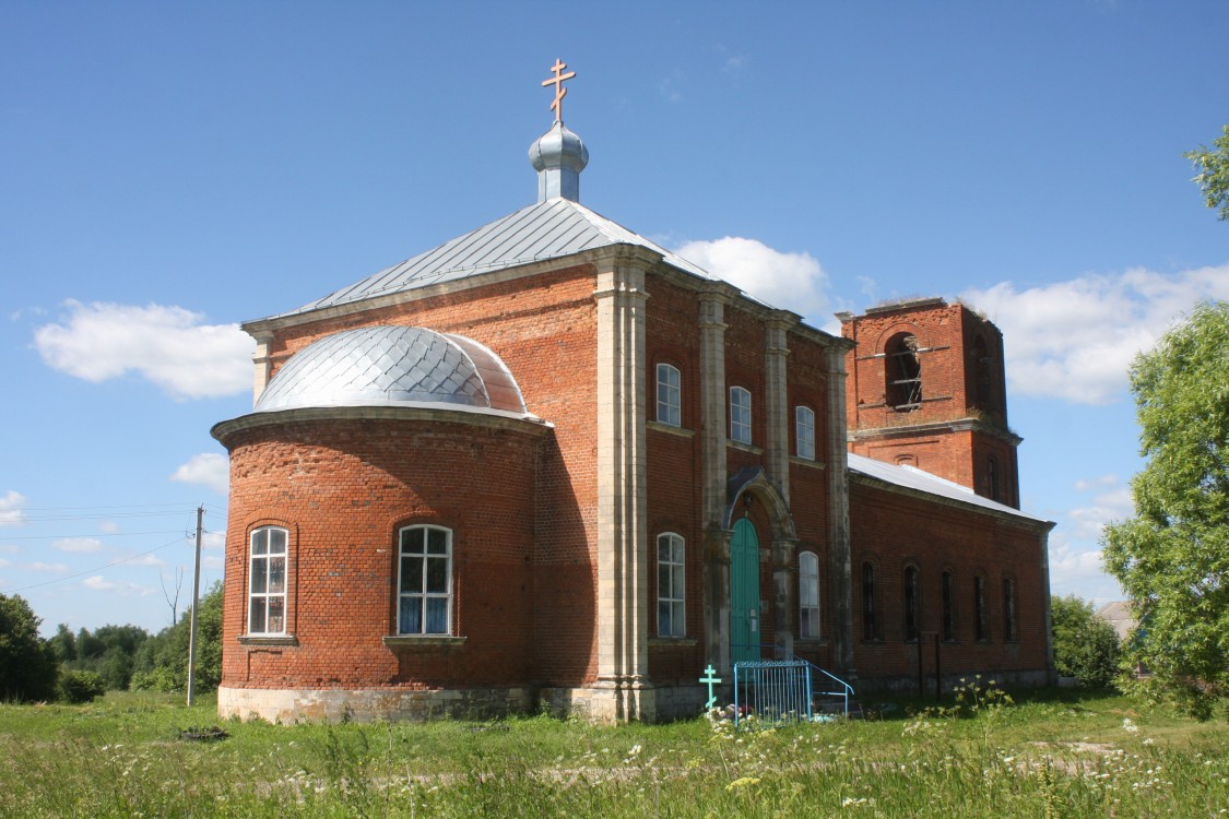 Церковь Покрова Пресвятой Богородицы, Лобановские Выселки (Михайловский район, Рязанская область). фасады