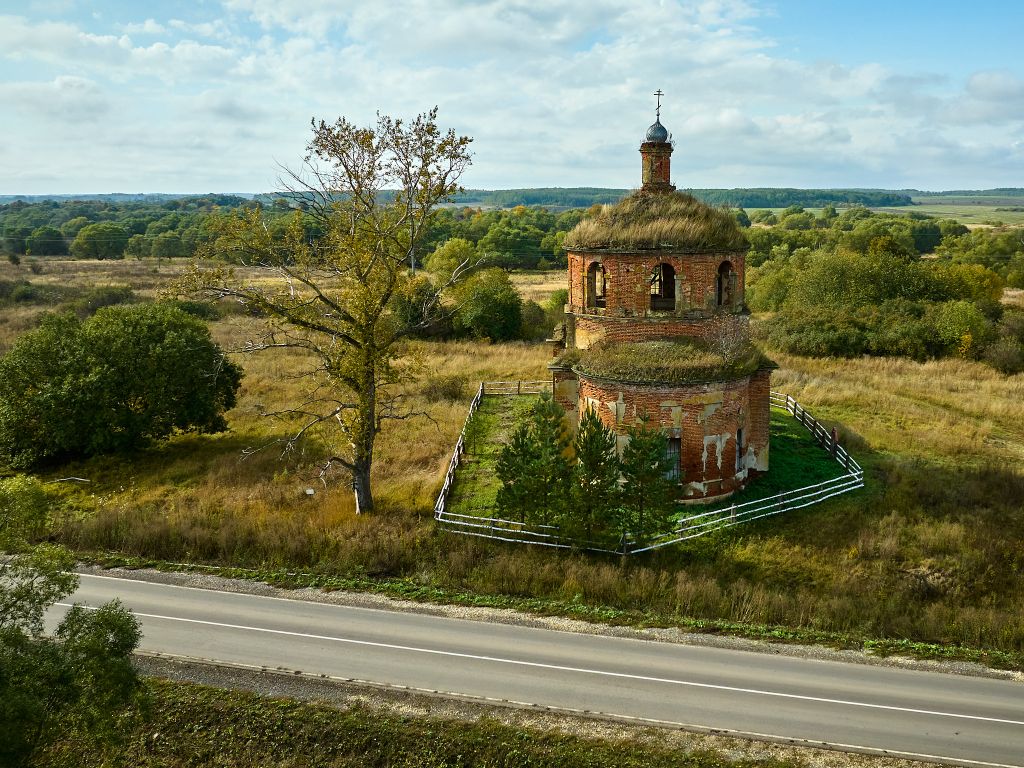 Половнево. Церковь Сергия Радонежского. общий вид в ландшафте