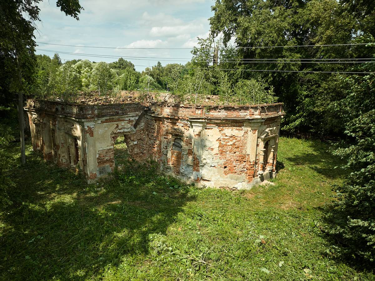 Церковь Покрова Пресвятой Богородицы, Ильича им., посёлок ЦО совхоза (Коровино) (Михайловский район, Рязанская область). фасады