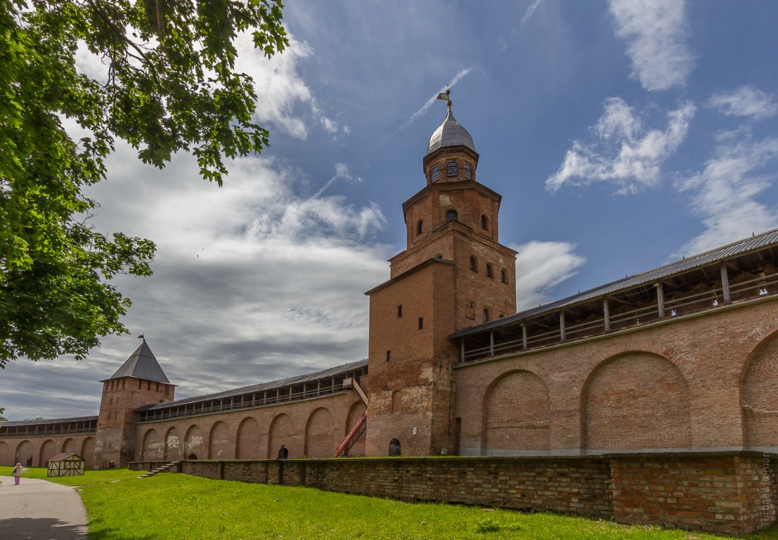 Великий Новгород. Кремль. дополнительная информация, Башня Кокуй и Княжая башня