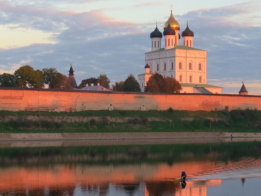 Кром, Псков (Псков, город, Псковская область). фасады
