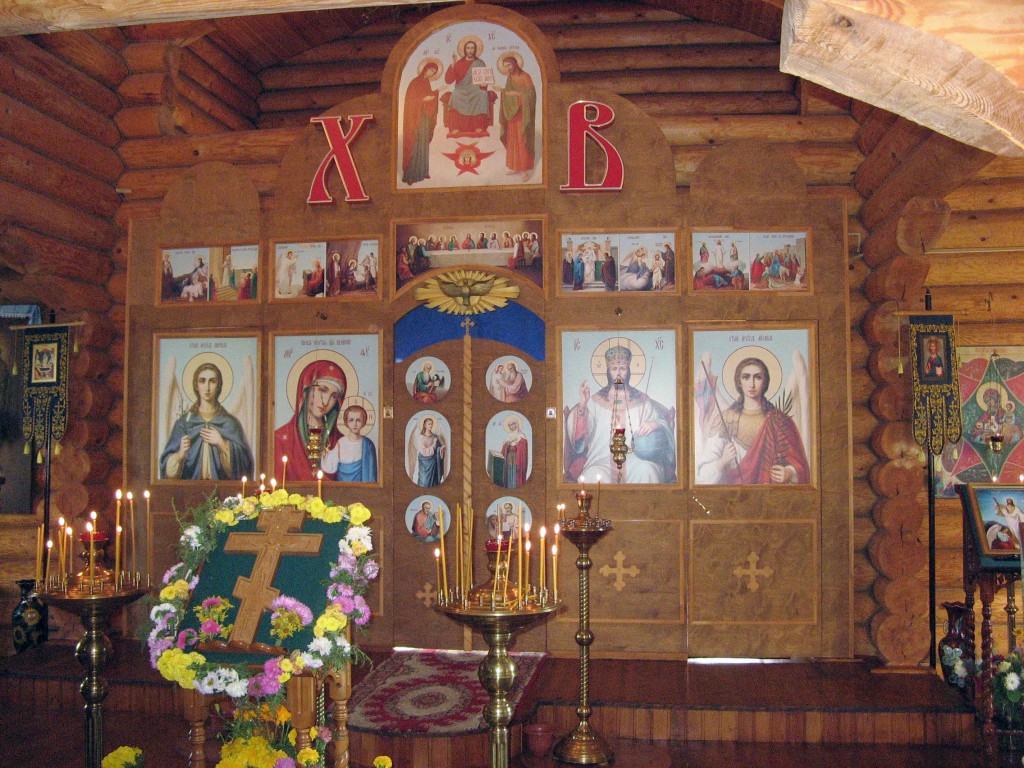 Церковь Казанской иконы Божией Матери, Восход (Кадомский район, Рязанская область). интерьер и убранство, Иконостас церкви