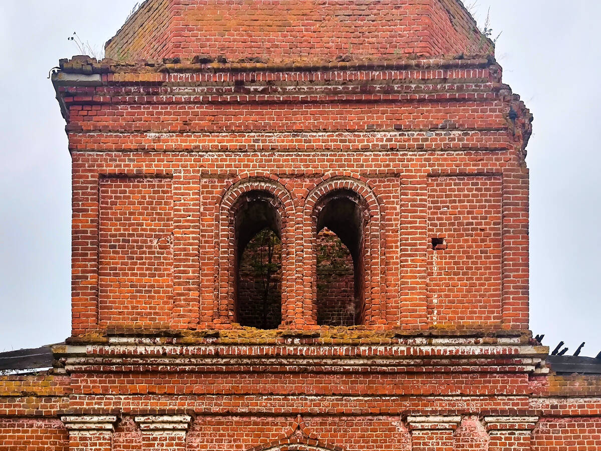 Церковь Троицы Живоначальной, Троица (Кораблинский район, Рязанская область). архитектурные детали
