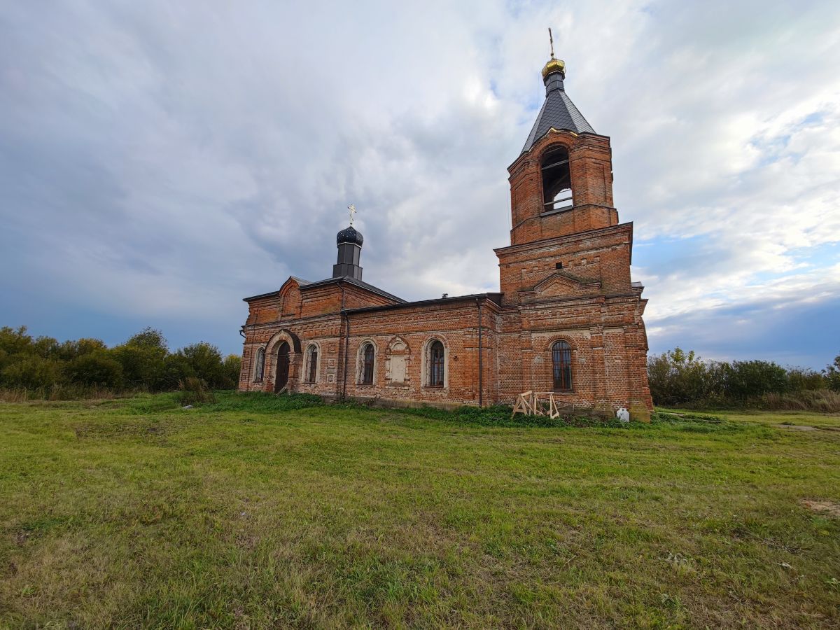 Церковь Воздвижения Креста Господня, Красные Выселки (Кораблинский район, Рязанская область). фасады