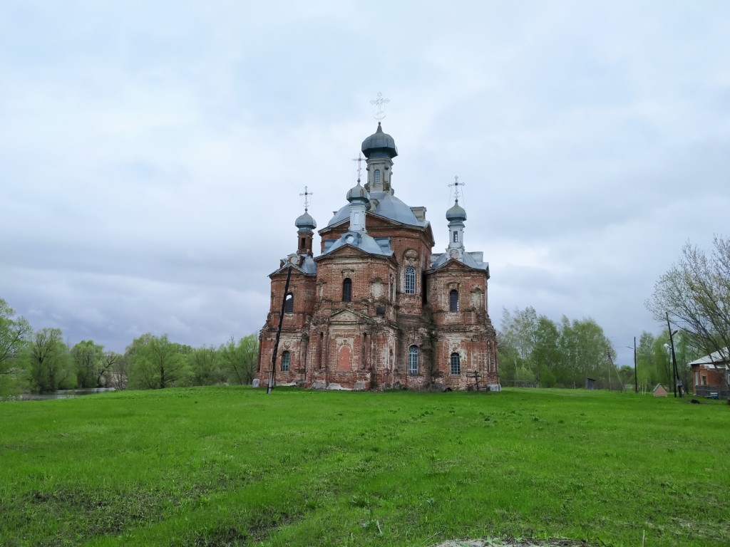Церковь Покрова Пресвятой Богородицы, Покрово-Гагарино (Милославский район, Рязанская область). общий вид в ландшафте