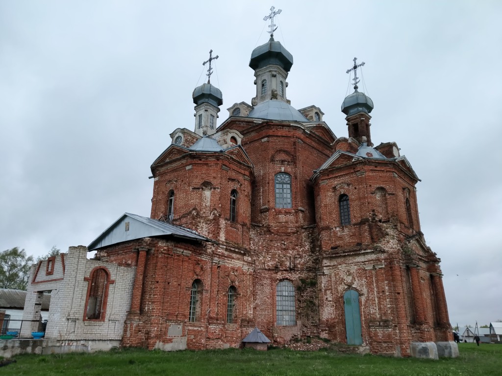 Покрово-Гагарино. Церковь Покрова Пресвятой Богородицы. фасады