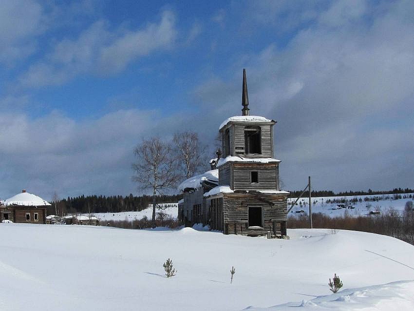 Церковь Николая Чудотворца, Ужгинская (Чердынский район, Пермский край). фасады, вид с запада