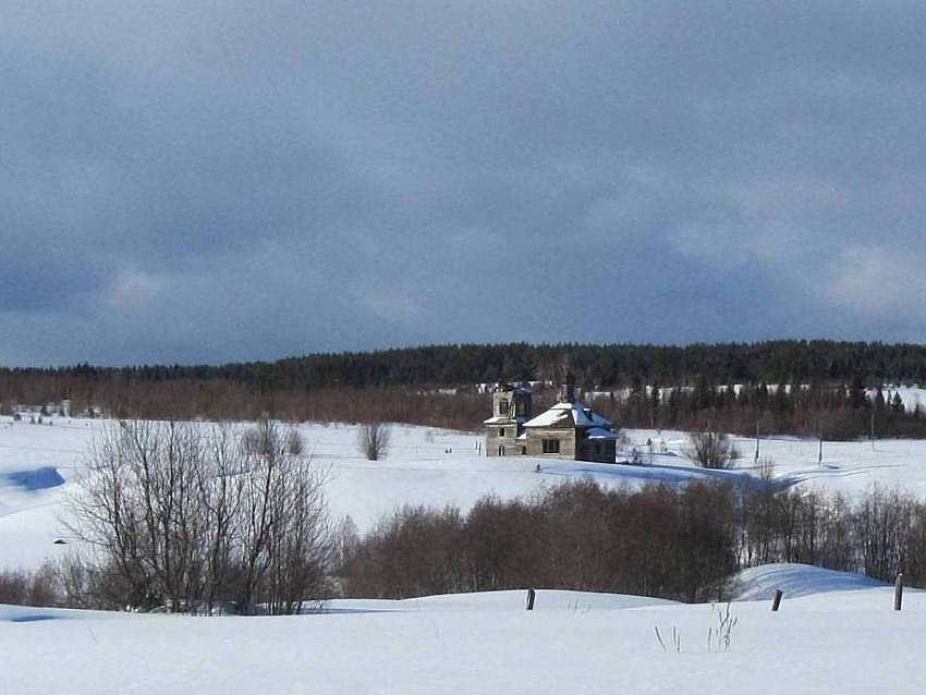 Церковь Георгия Победоносца, Лекмартово (Чердынский район, Пермский край). общий вид в ландшафте, вид с юга