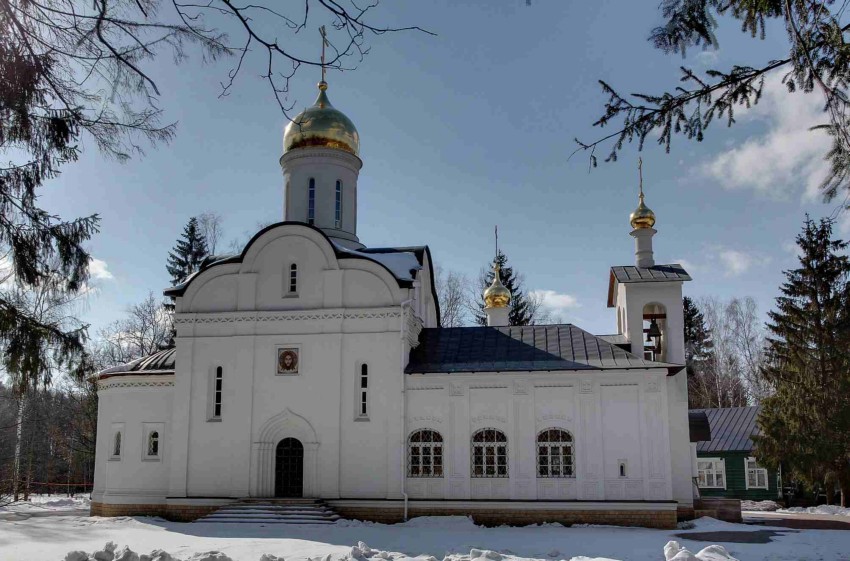 Церковь Новомучеников и исповедников Церкви Русской в Коммунарке, Коммунарка (Новомосковский административный округ (НАО), г. Москва). дополнительная информация