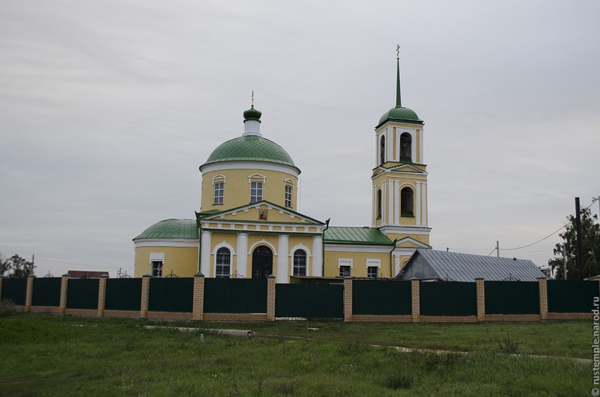 Каменное. Церковь Николая Чудотворца. общий вид в ландшафте, фото сайта rustemple.narod.ru