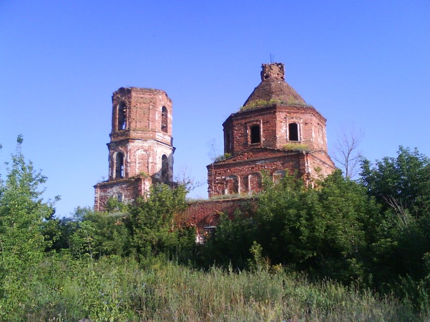 Церковь Рождества Христова, Нижний Ломовец (Долгоруковский район, Липецкая область). фасады, Вид на южную стену