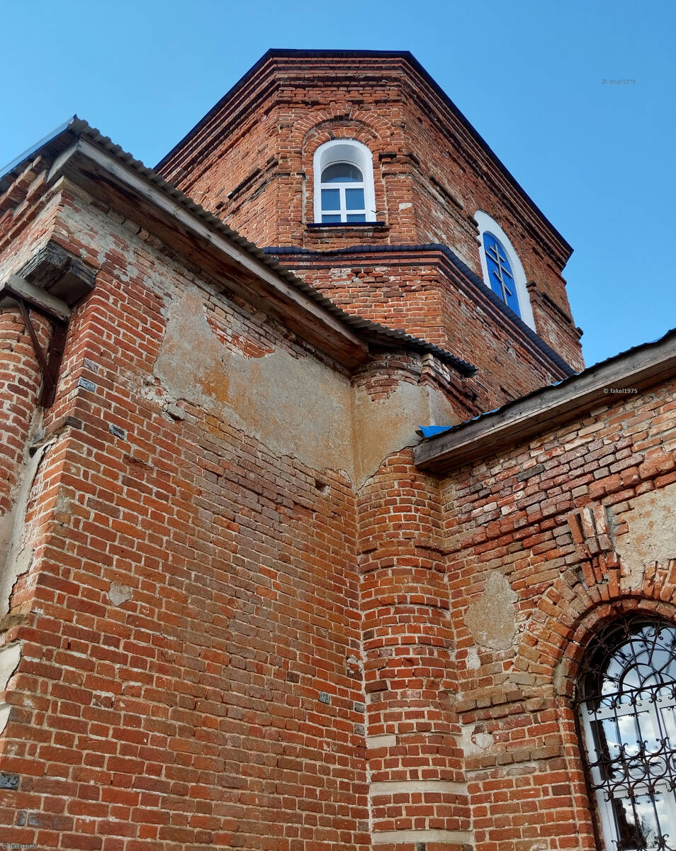 Церковь Казанской иконы Божией Матери, Слепуха (Долгоруковский район, Липецкая область). архитектурные детали