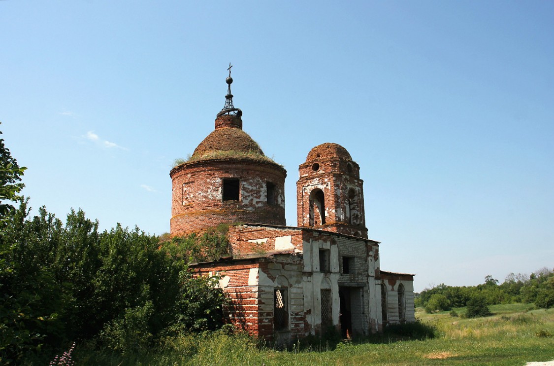 Церковь Троицы Живоначальной, Крутое (Елецкий район и г. Елец, Липецкая область). фасады, вид с северо-востока