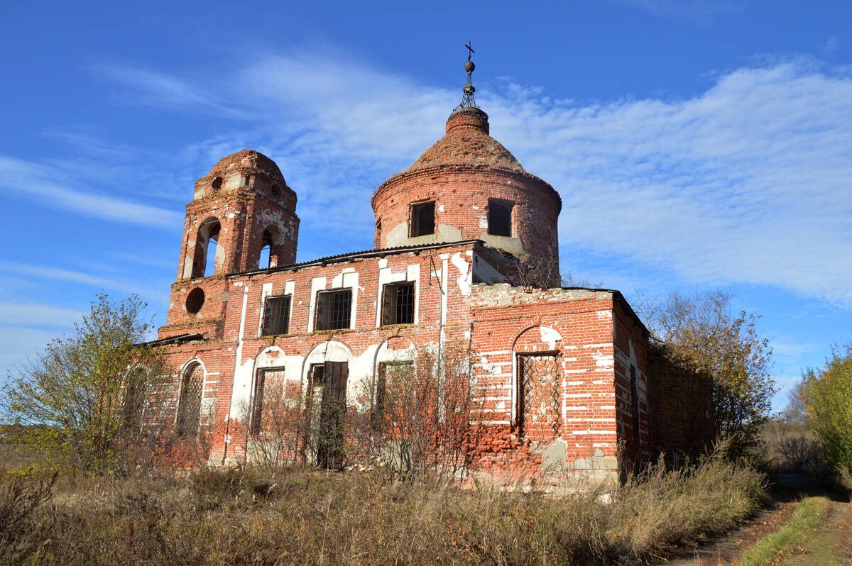 Церковь Троицы Живоначальной, Крутое (Елецкий район и г. Елец, Липецкая область). фасады