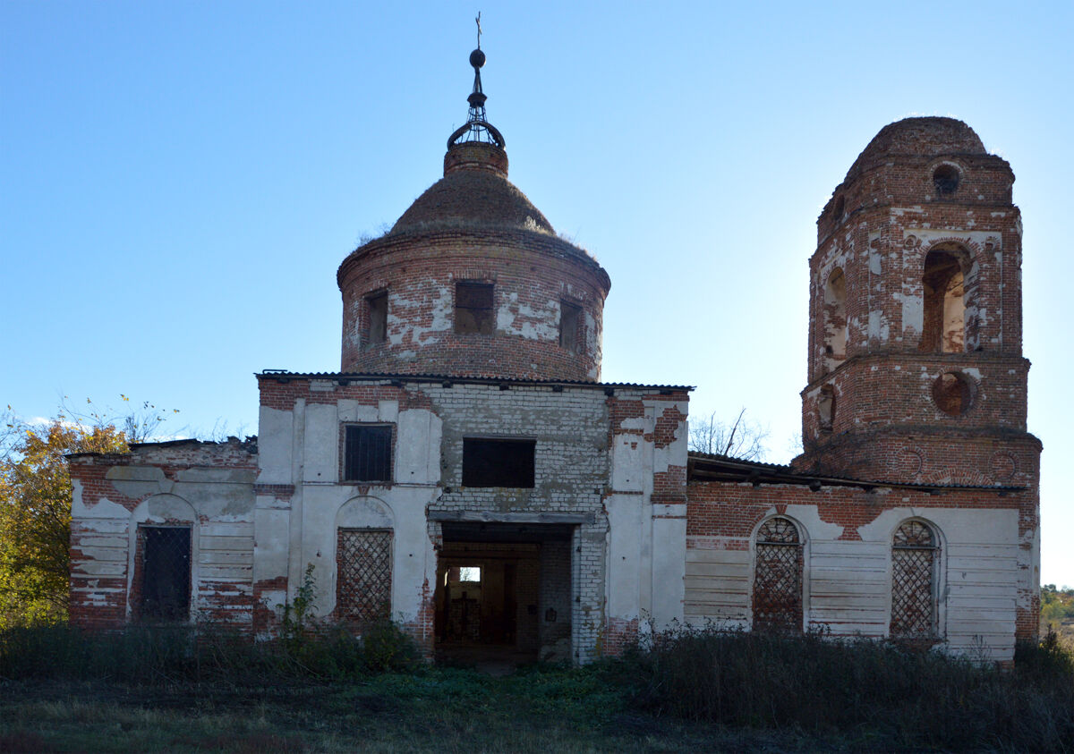Церковь Троицы Живоначальной, Крутое (Елецкий район и г. Елец, Липецкая область). фасады