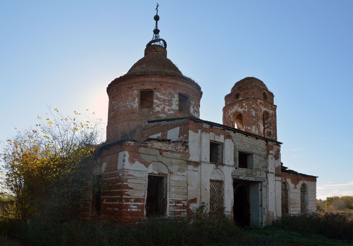 Церковь Троицы Живоначальной, Крутое (Елецкий район и г. Елец, Липецкая область). фасады