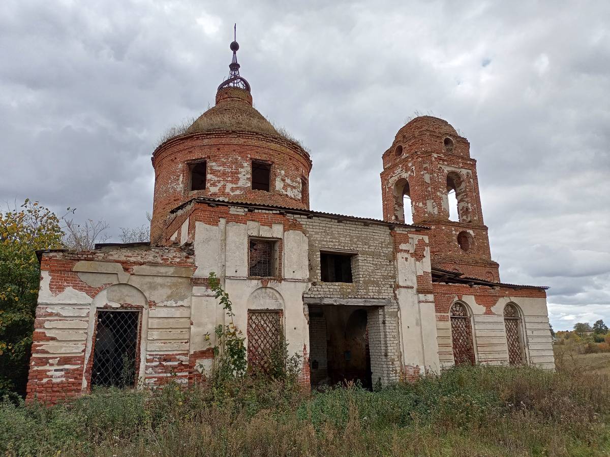 Церковь Троицы Живоначальной, Крутое (Елецкий район и г. Елец, Липецкая область). фасады