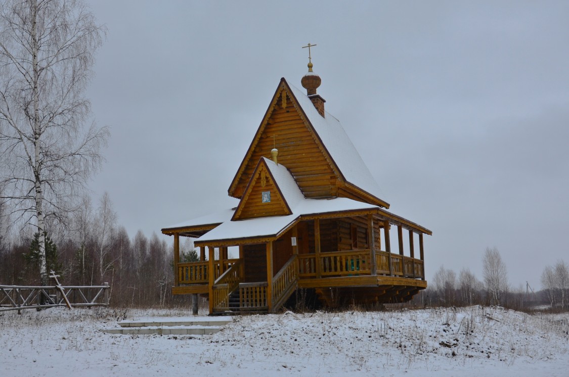 Церковь Иоанна Предтечи, Чёрный Поток (Людиновский район, Калужская область). общий вид в ландшафте