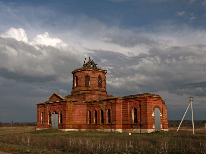 Суворовка. Церковь Георгия Победоносца. общий вид в ландшафте