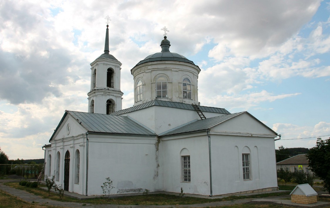 Гнилуша. Церковь Троицы Живоначальной. фасады, Вид с юго-востока