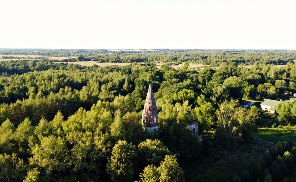 Церковь Николая Чудотворца, Тюгаево (Комсомольский район, Ивановская область). общий вид в ландшафте