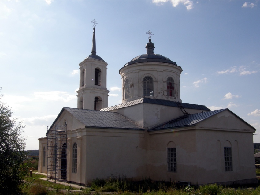 Церковь Троицы Живоначальной, Гнилуша (Задонский район, Липецкая область). фасады
